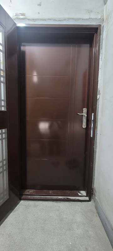 台南市南區鐵門